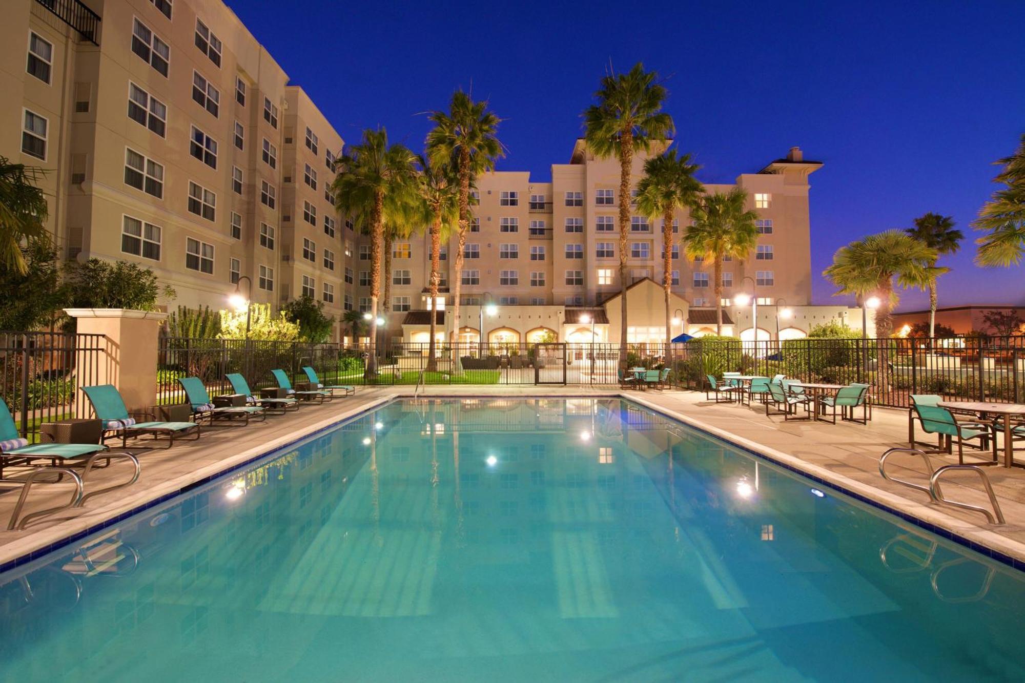 Residence Inn By Marriott Newark Silicon Valley Eksteriør billede